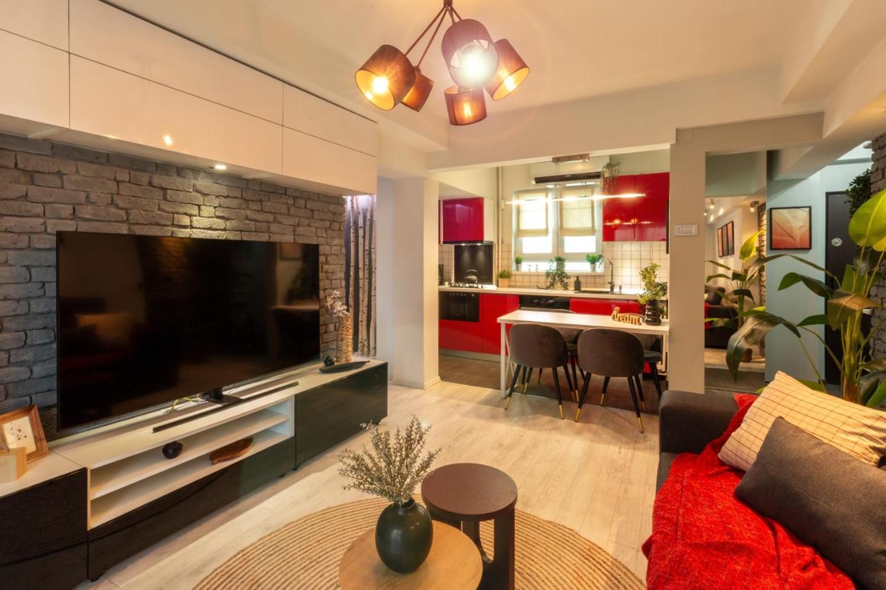 Modern 1Br Apt In The Old Town: The Perfect Choice 부쿠레슈티 외부 사진